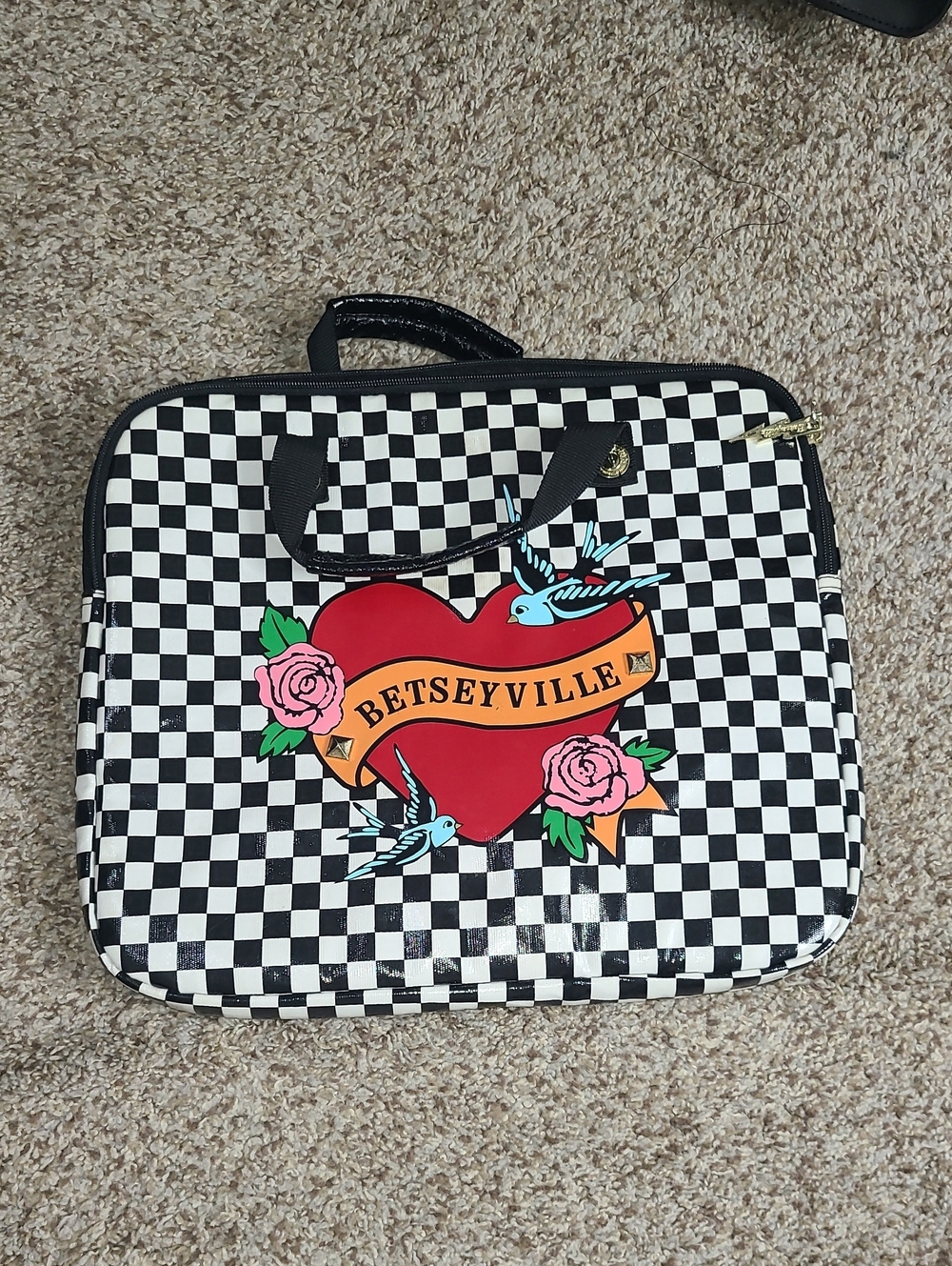Betsey Johnson Black & White Checkered Laptop Bag with Red Heart Graphic